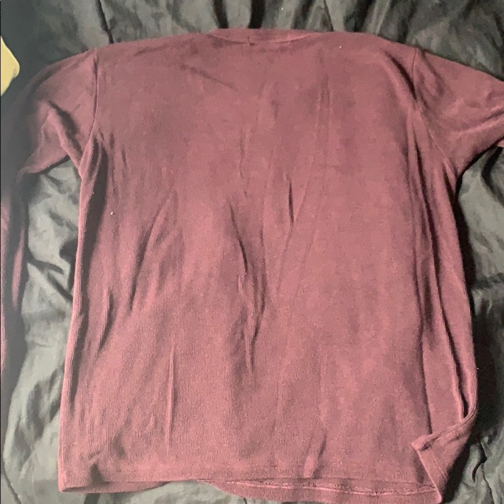 Brandy Melville, super soft sweater! - Picture 3 of 3